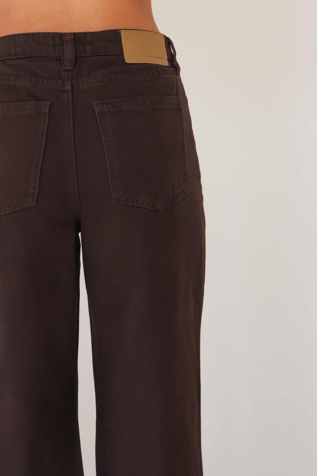 Zia Relaxed Straight Jean Brown