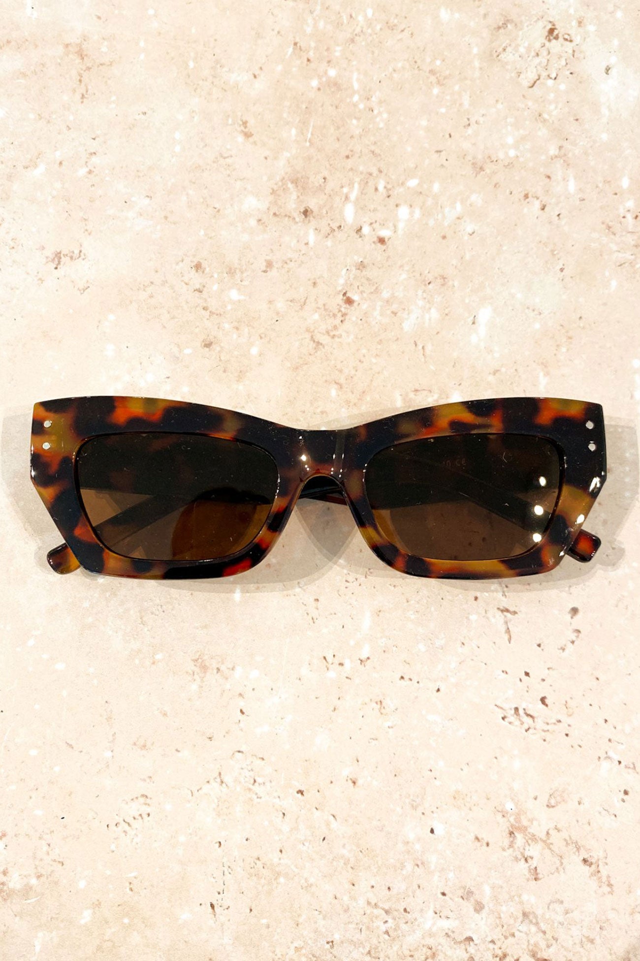 Sylvie Sunglasses // Tort