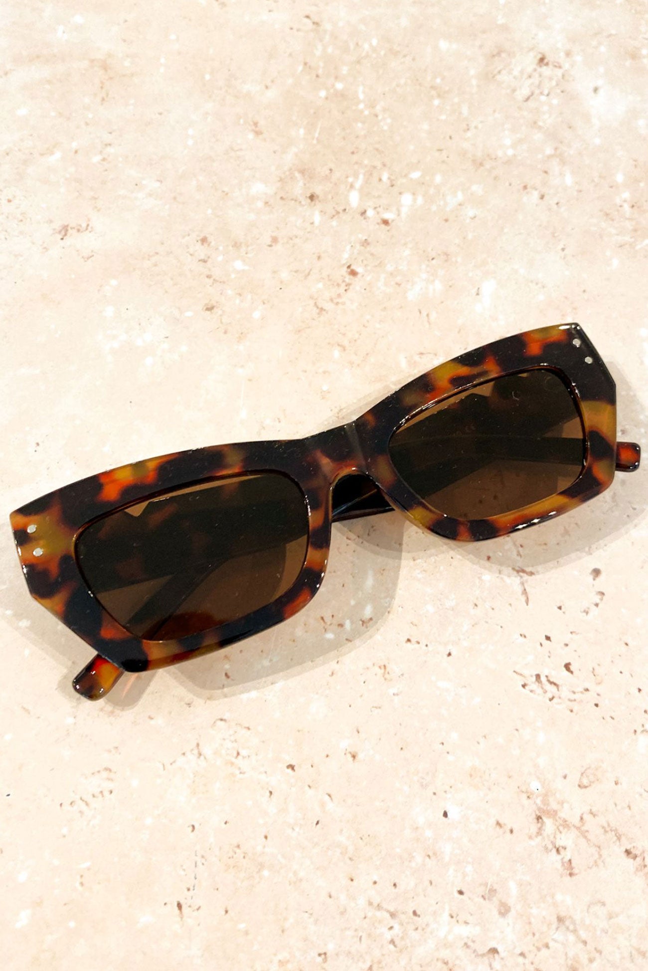 Sylvie Sunglasses // Tort