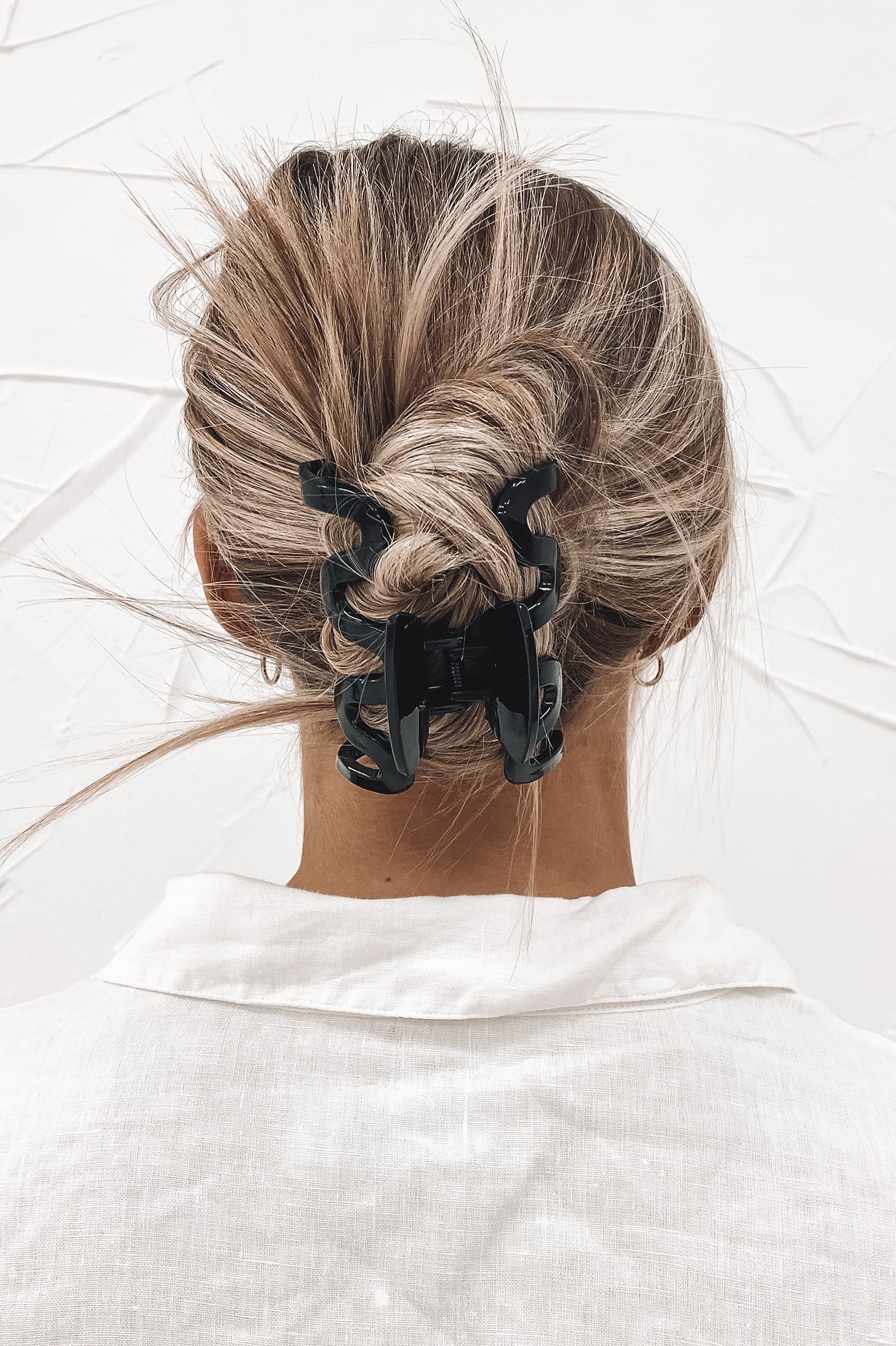 Cora Claw Clip Black