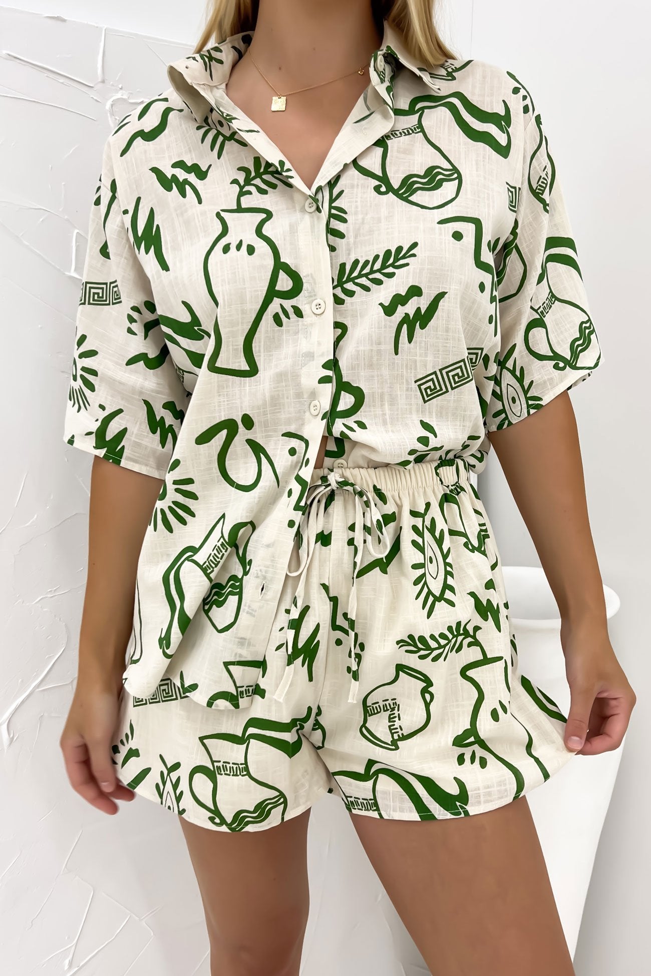 Corfu Set Beige Green Aztec Vase