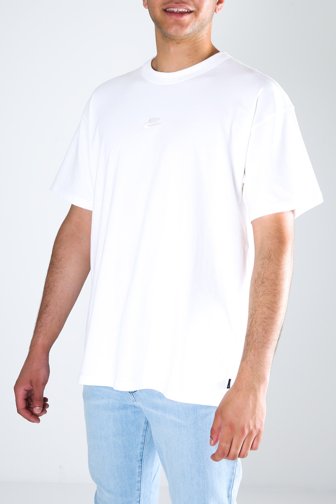 Nike Sportswear Premium Essential T-Shirt White