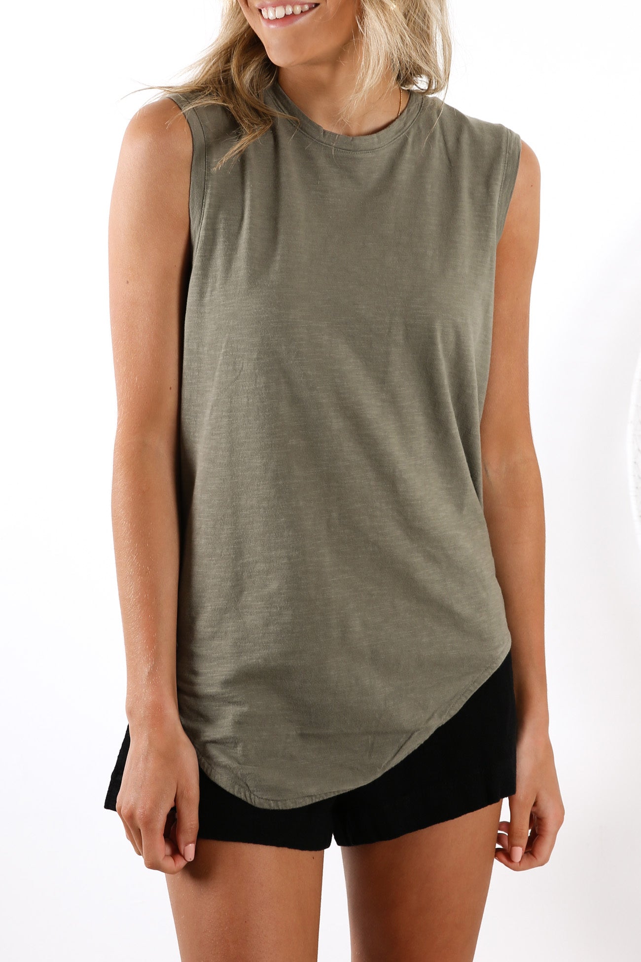 Freycinet Tank Khaki