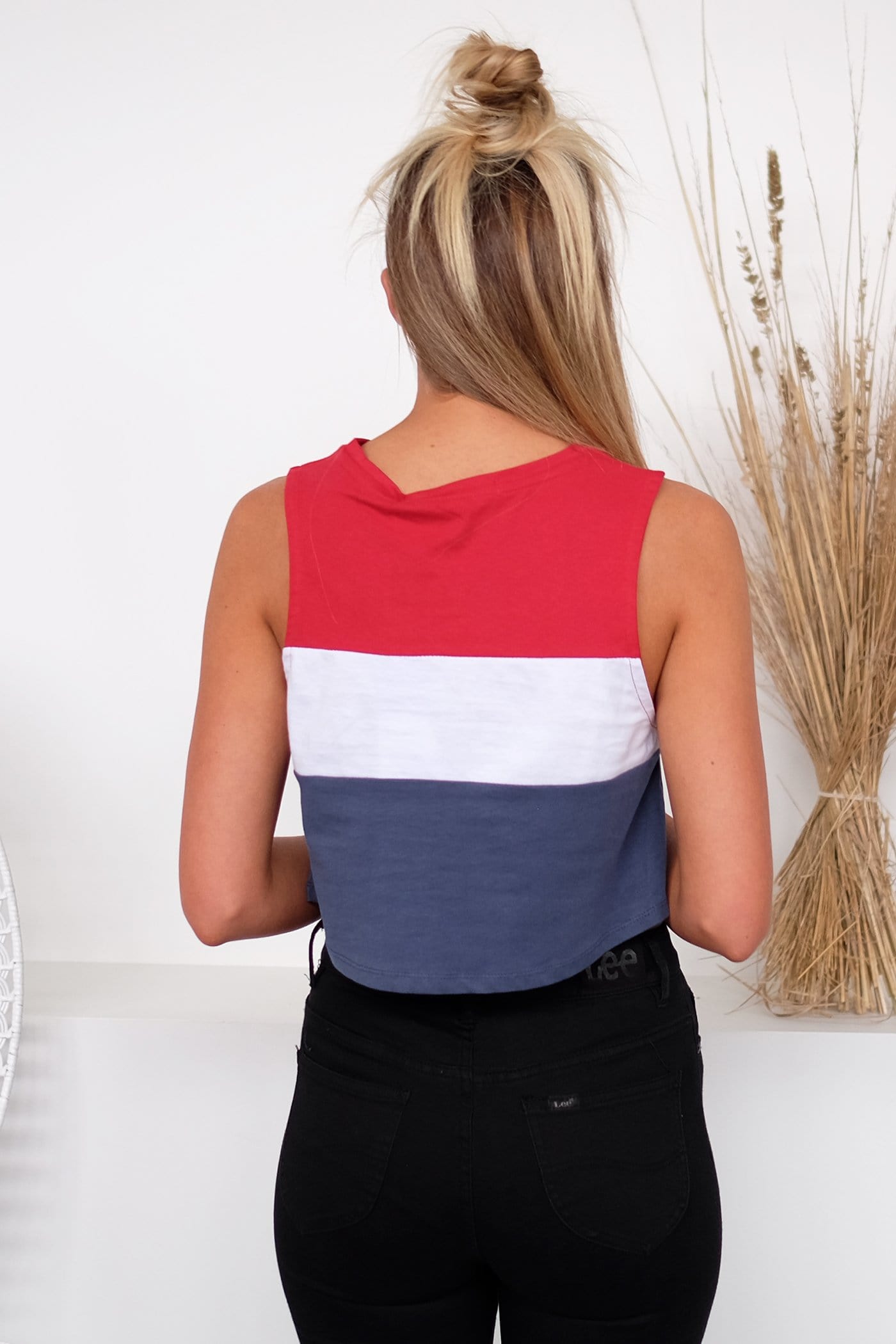 Game Tank Red Silent Theory - Jean Jail