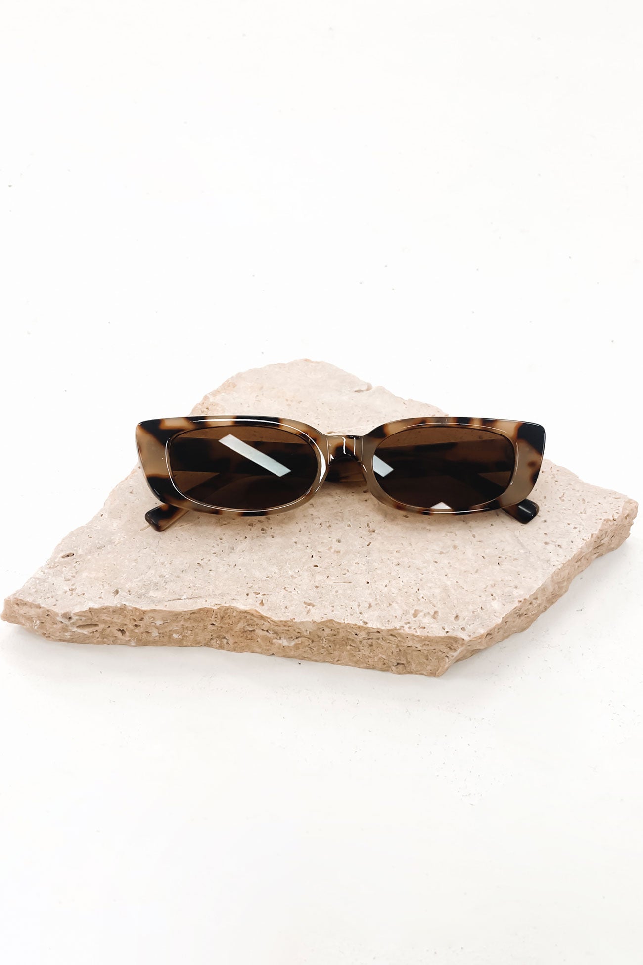 Carrie Sunglasses Tort