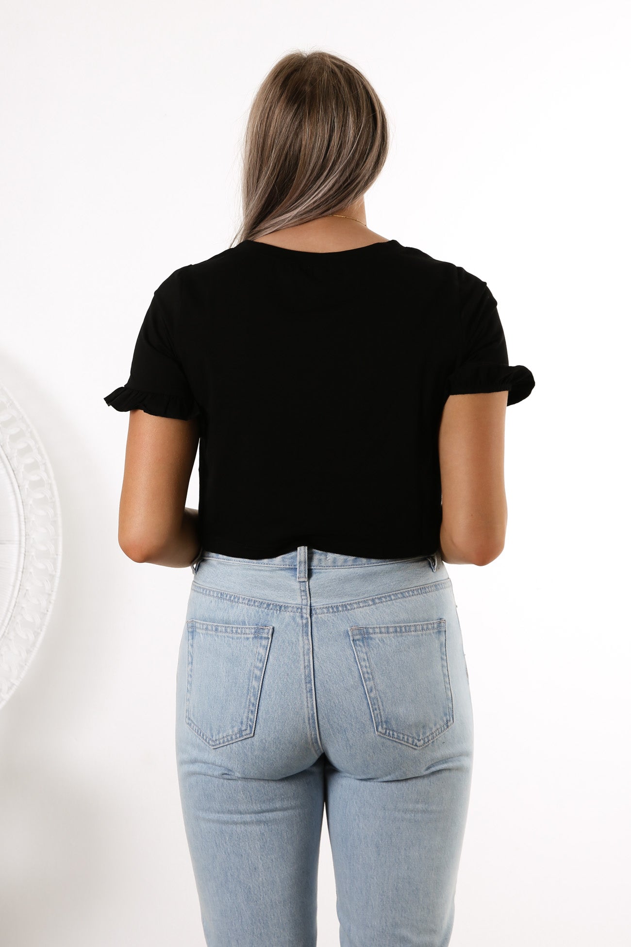 Kapono Crop Tee Black