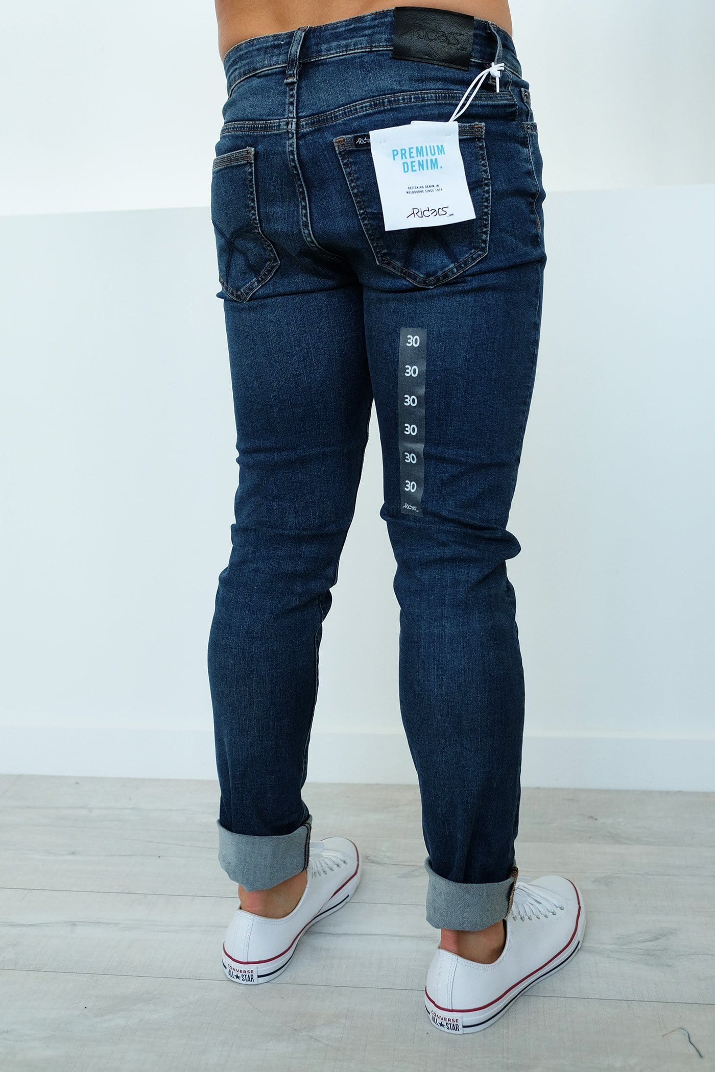 R2 Slim And Narrow Jean Atlantis Blue Riders - Jean Jail