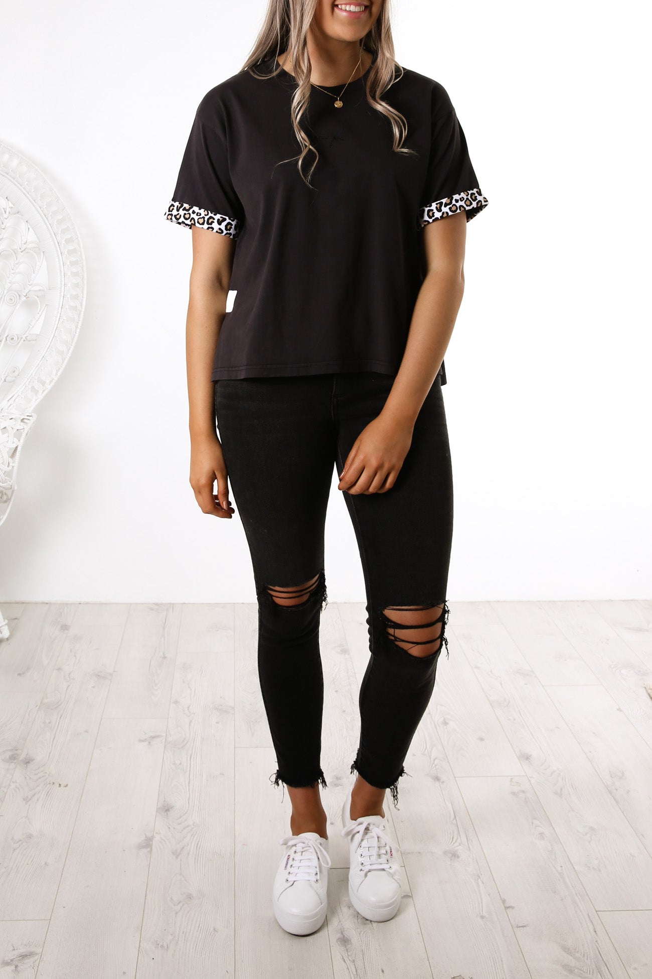 Radiate Tee Washed Black Leopard