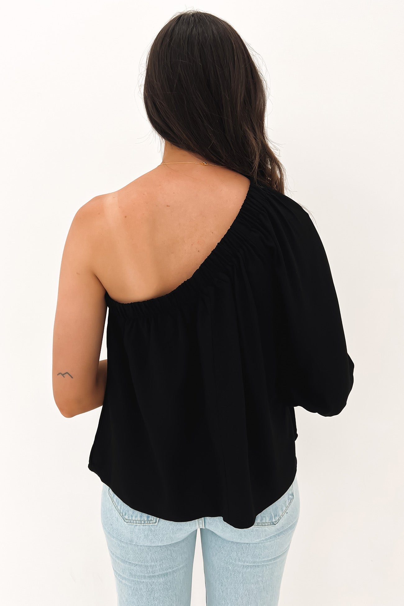 Roman Top Black