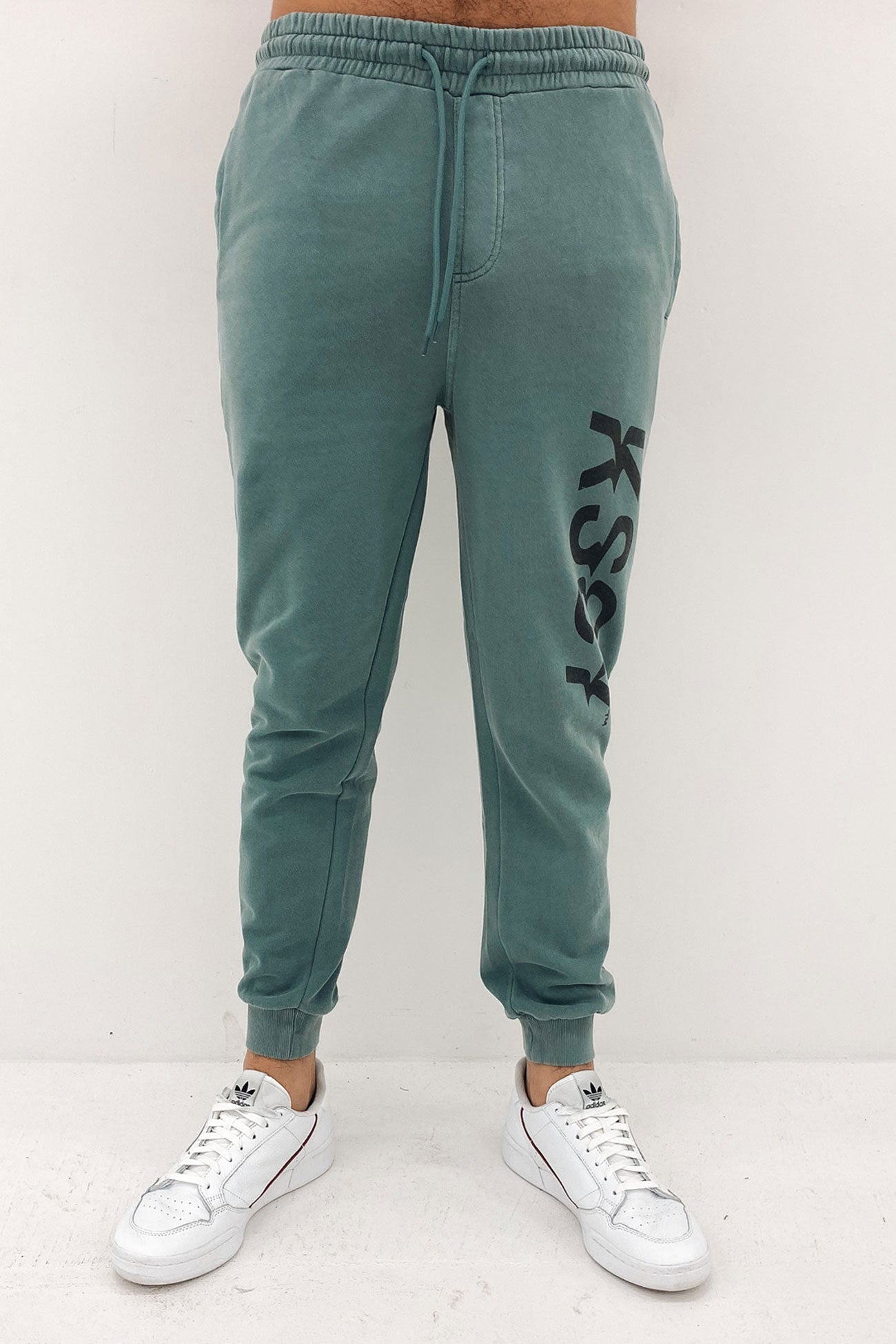 Saxon Trackpant Pigment Trellis