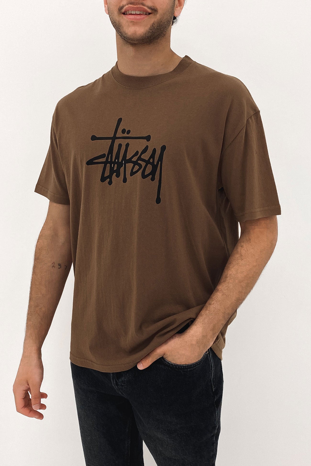Solid Graffiti Short Sleeve Tee Chocolate