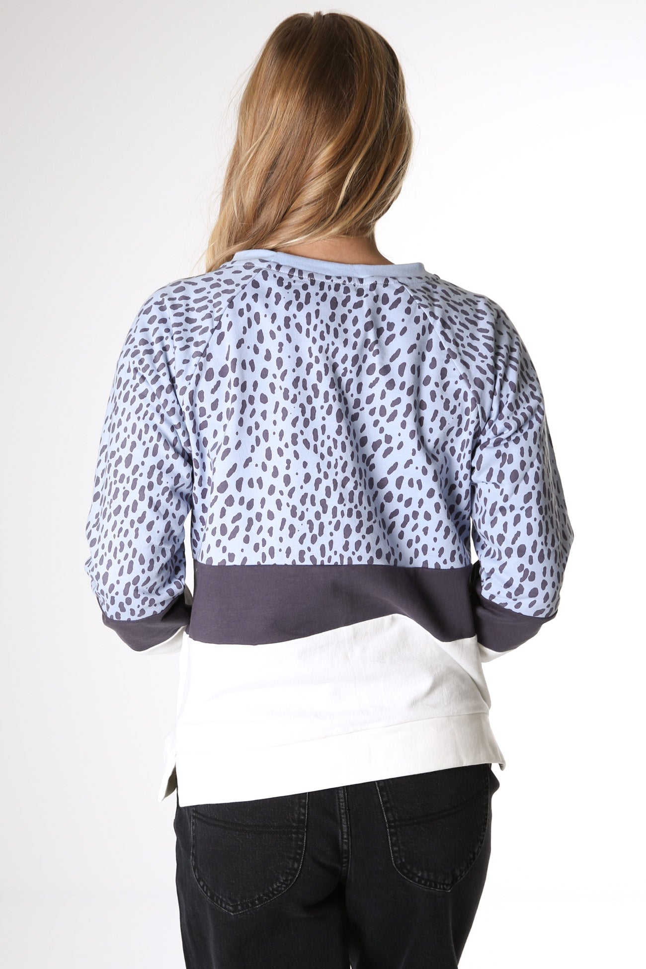 Tilly Sweater Blue Leopard