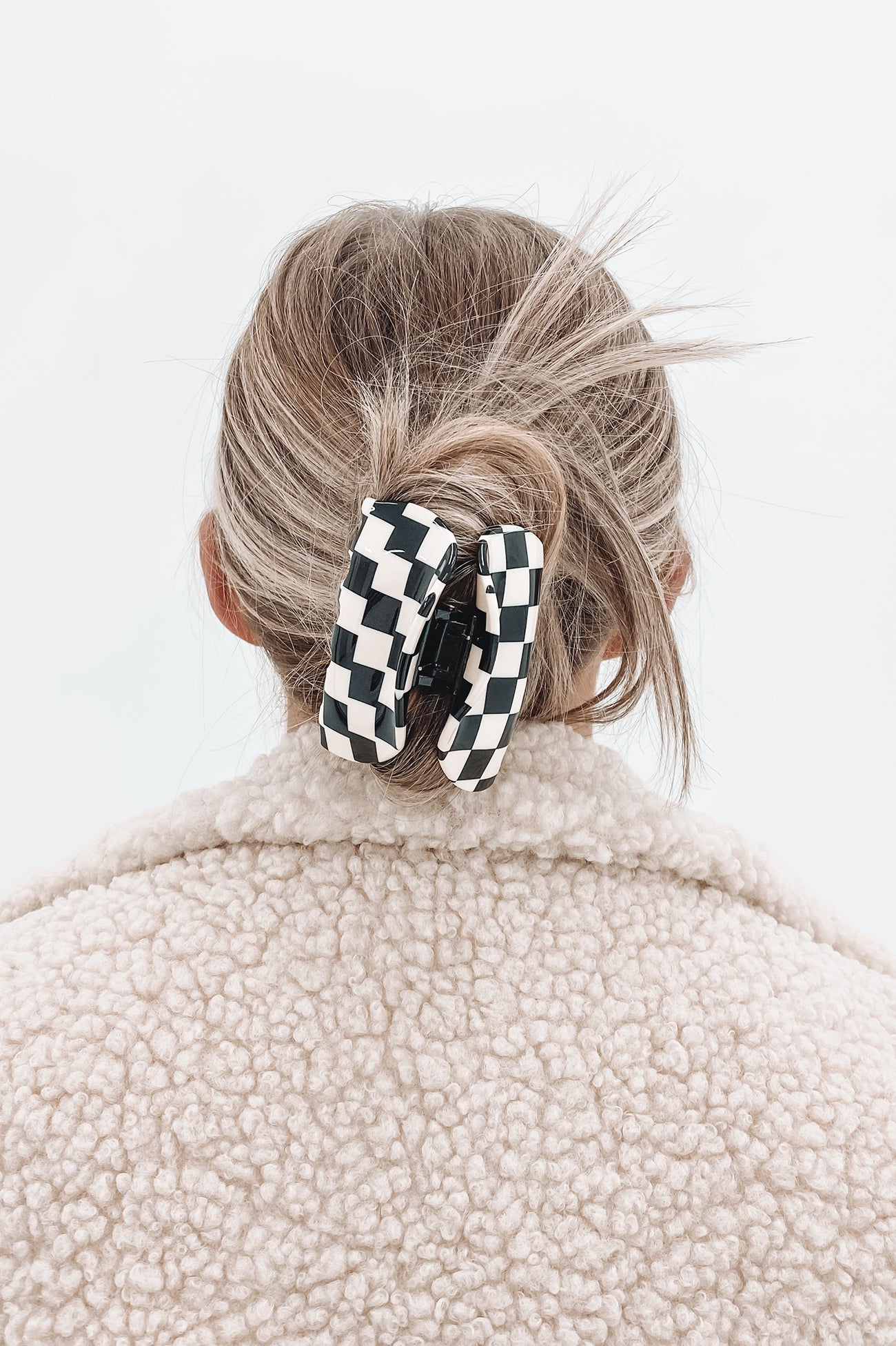 Sabine Check Claw Clip Black