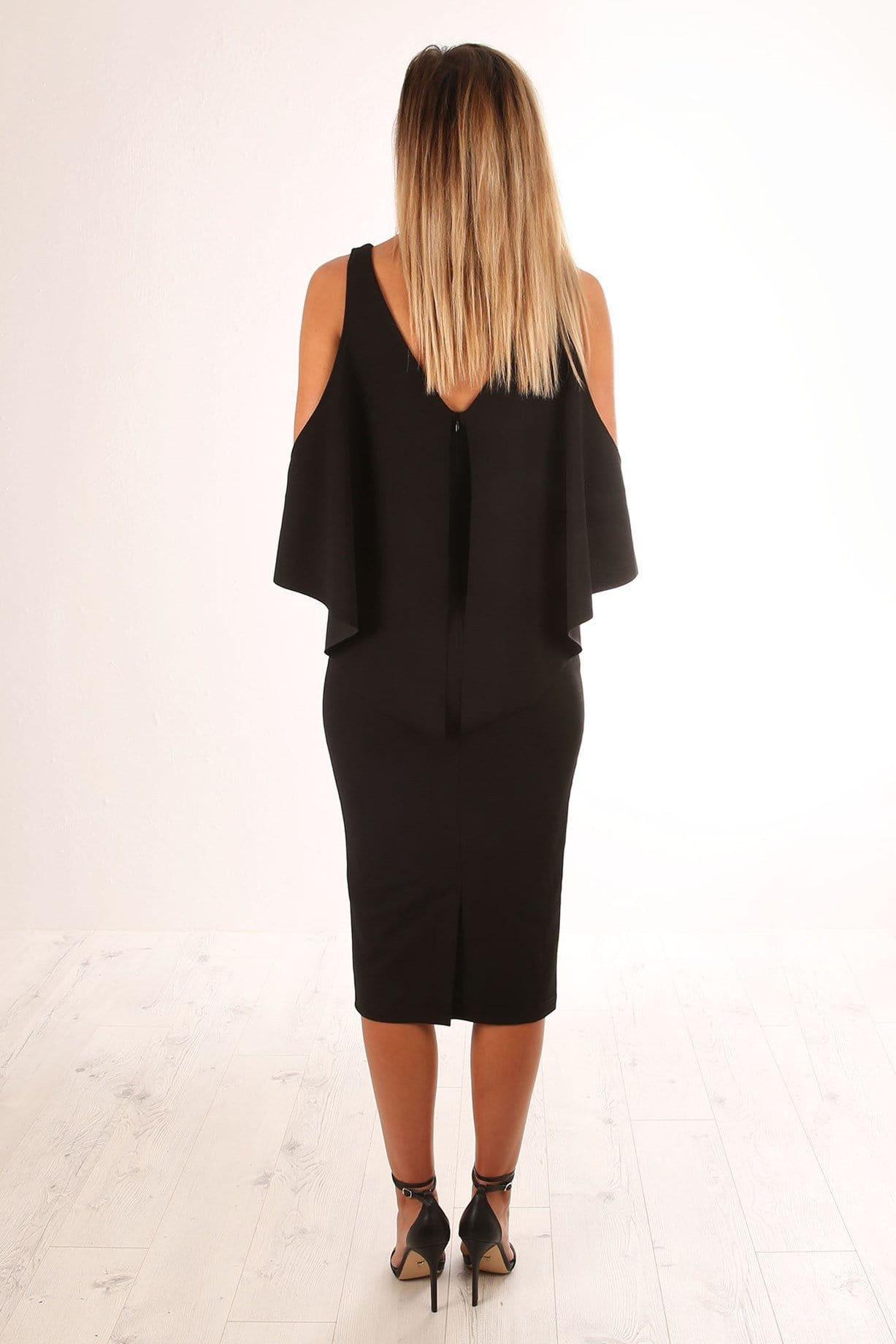 Stella Midi Dress Black Pasduchas - Jean Jail