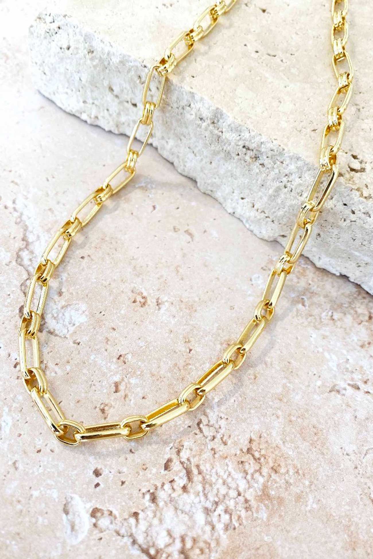Loretta Chain Necklace Gold