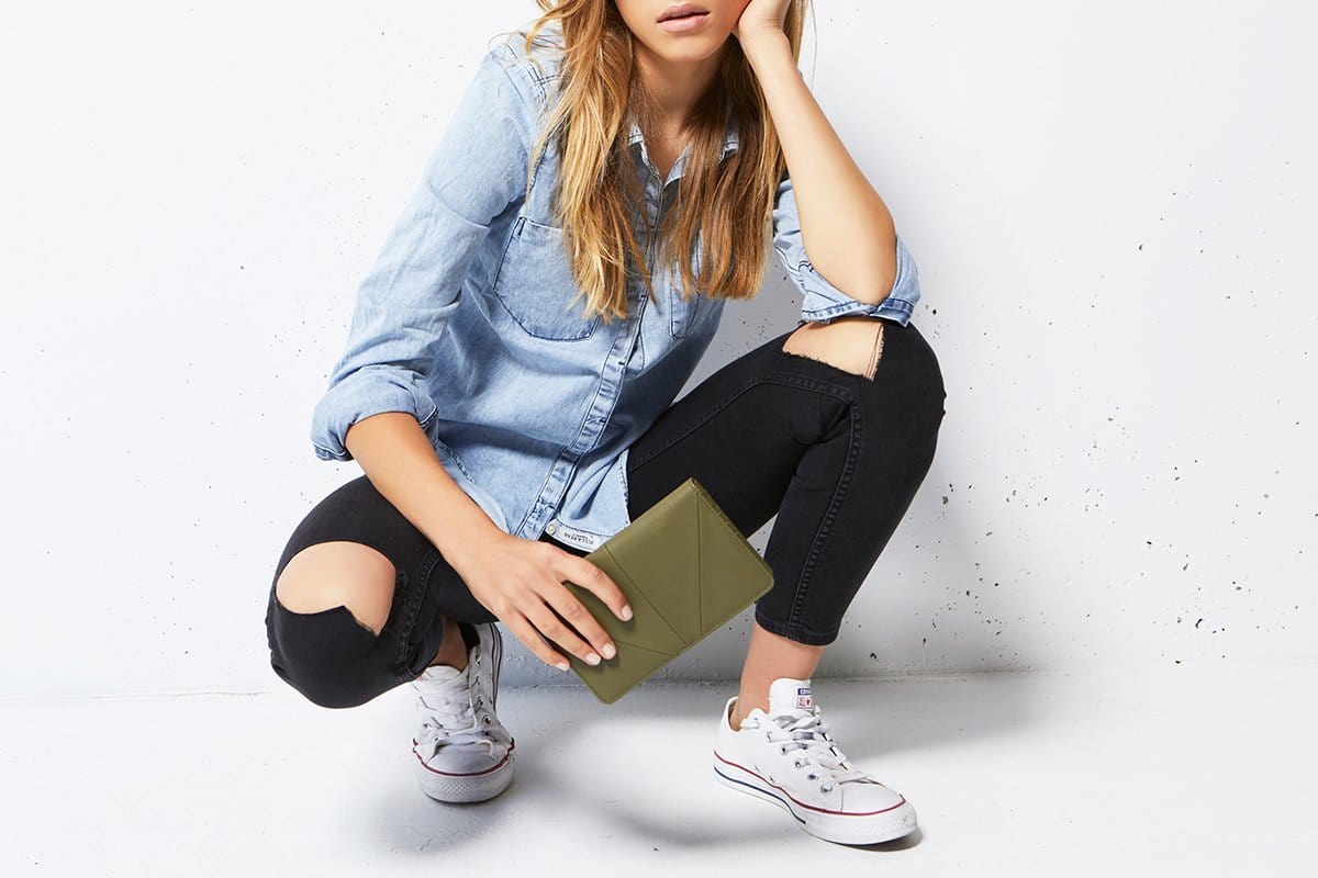 Triple Threat Wallet Khaki Status Anxiety - Jean Jail