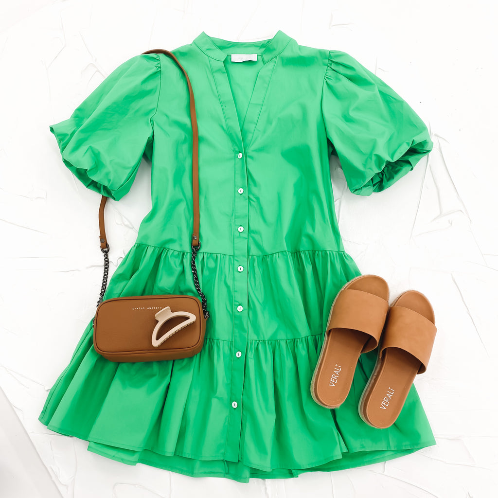 Obsessed with this Vibrant Green! Jean Jail