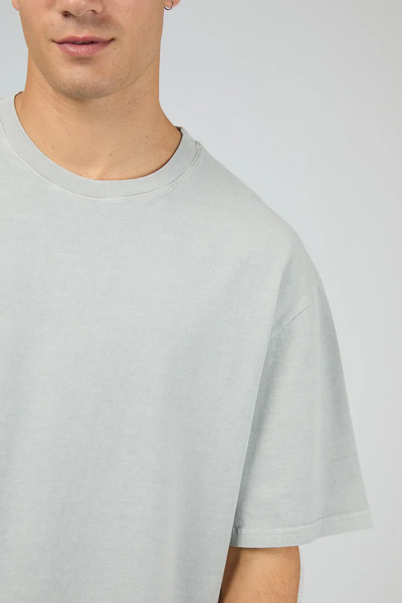 Essential Fit Tee Grey