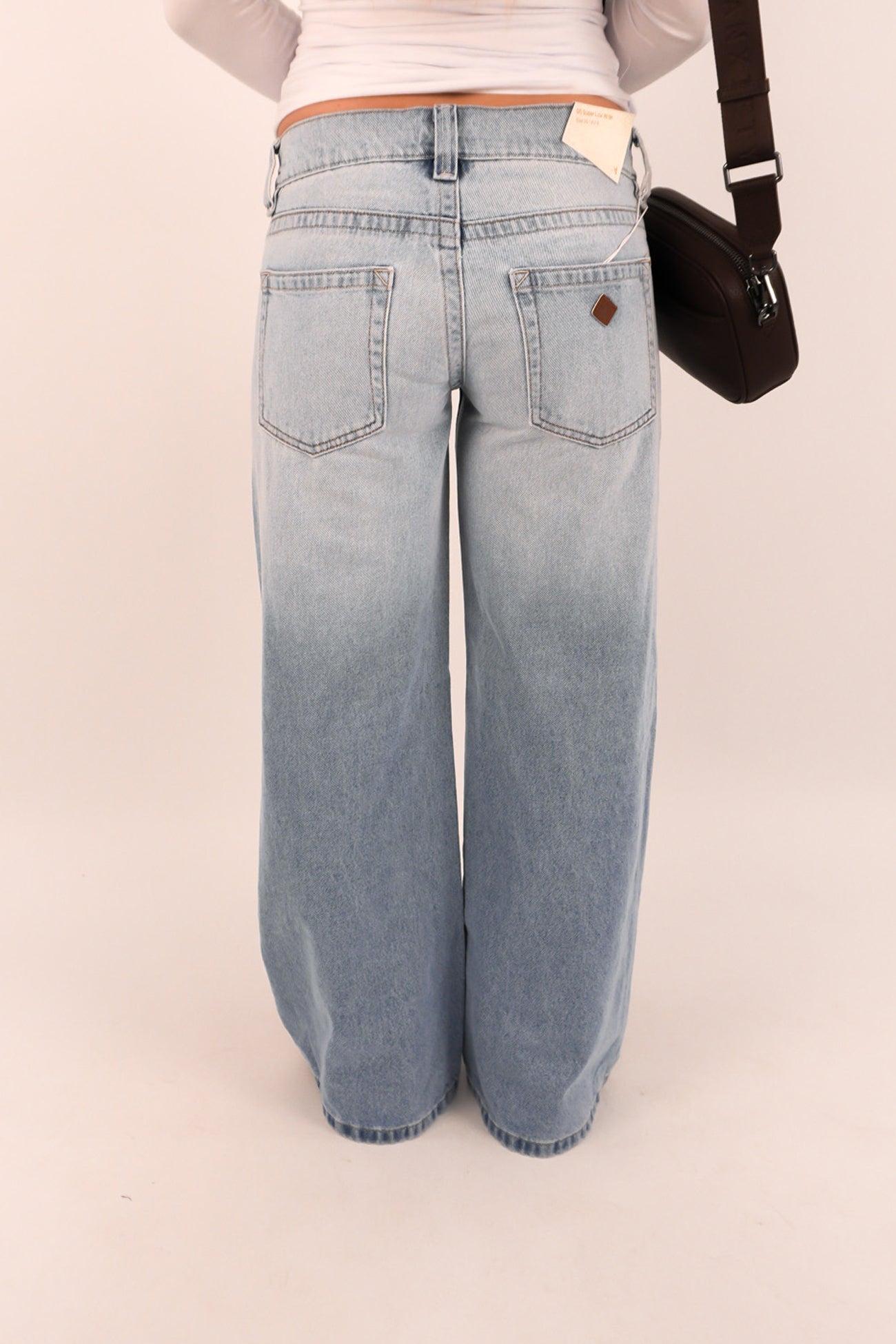 A 00 Wide Jean Kaia Worn