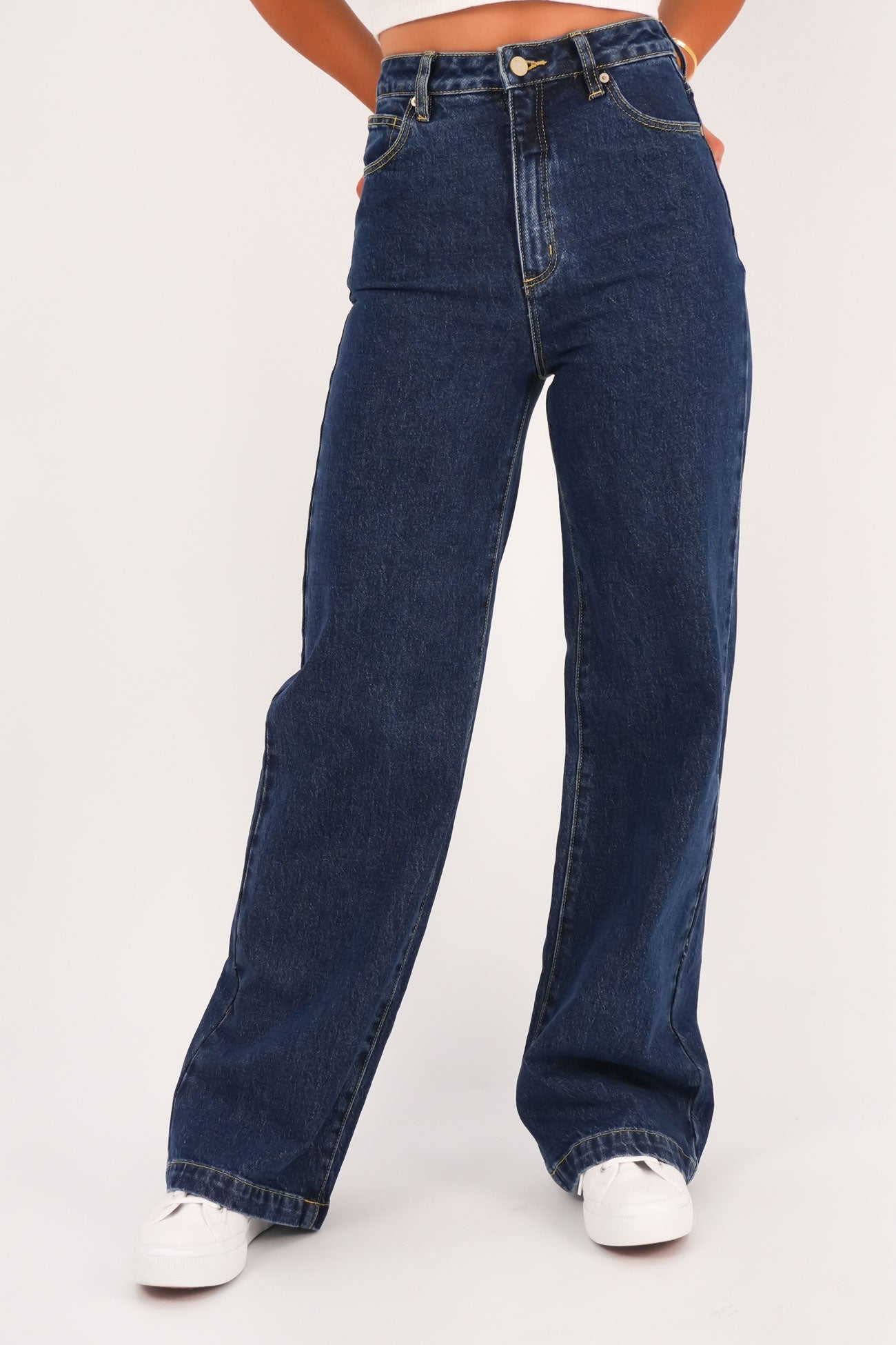 A 94 Wide Jean Tara