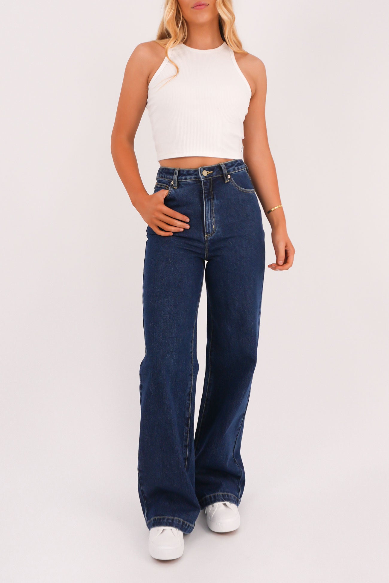 A 94 Wide Jean Tara