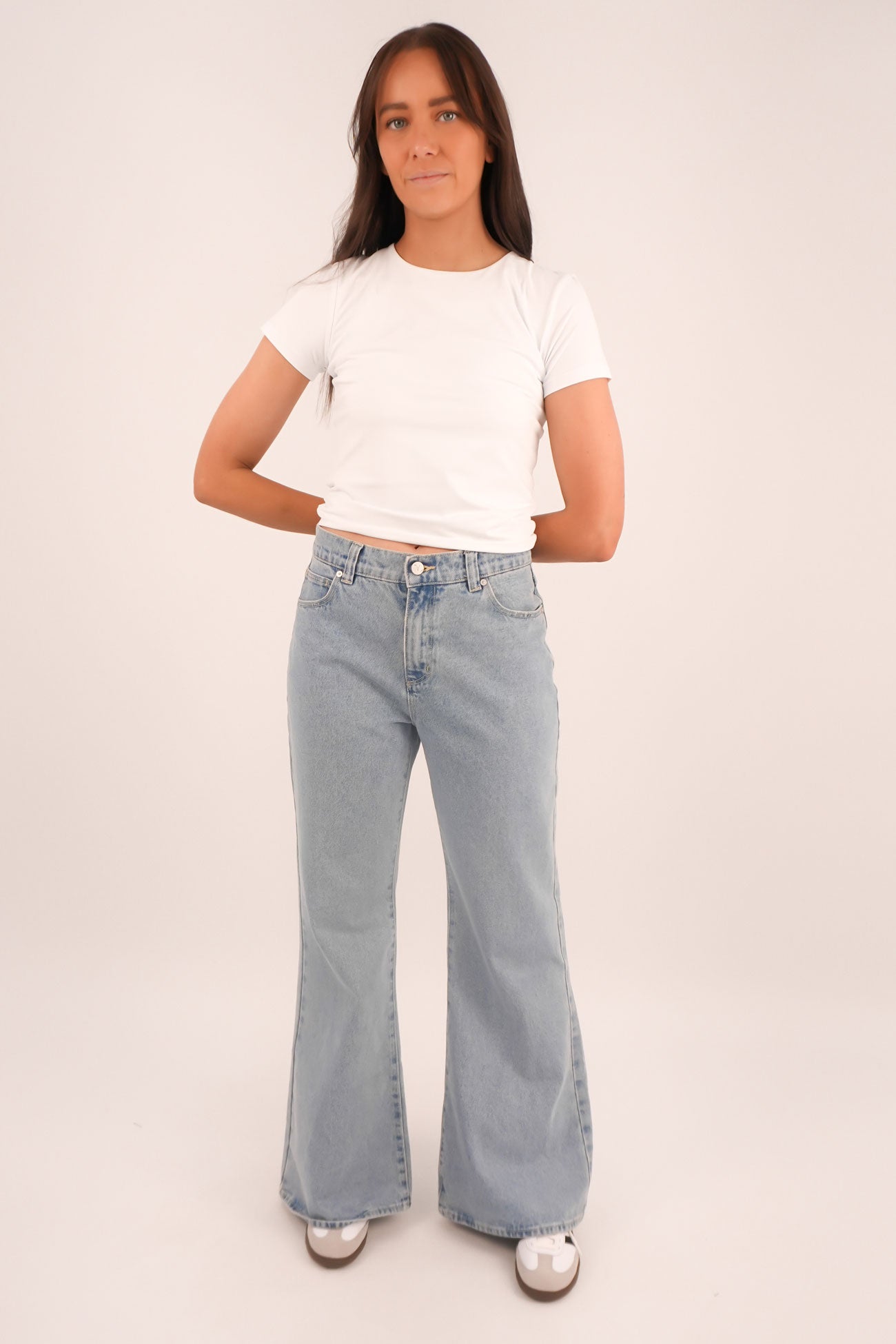 A 95 Baggy Flare Jean Paris