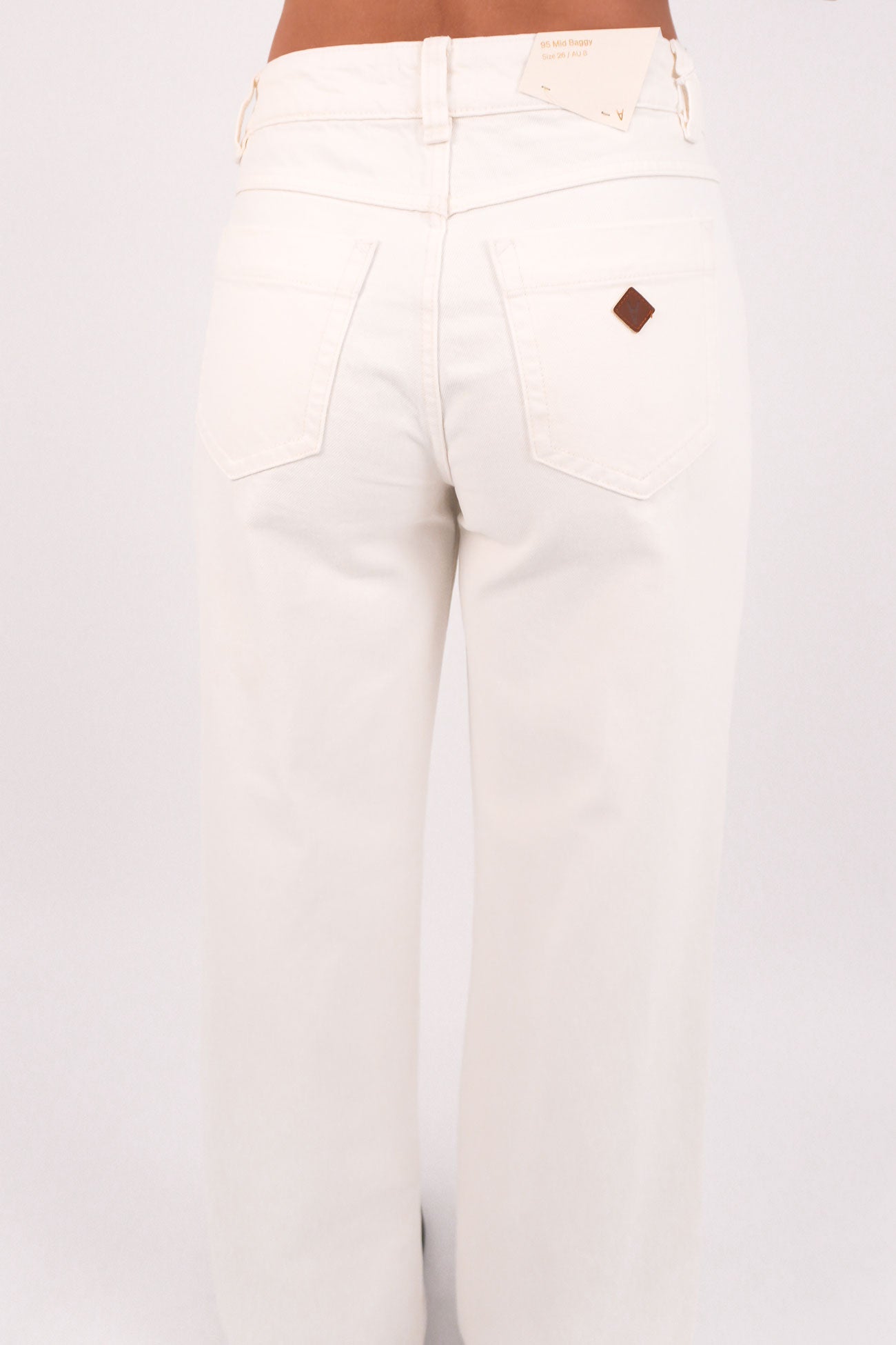 A 95 Baggy Jean White Gold