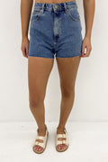 A High Relaxed Short Esmeralda