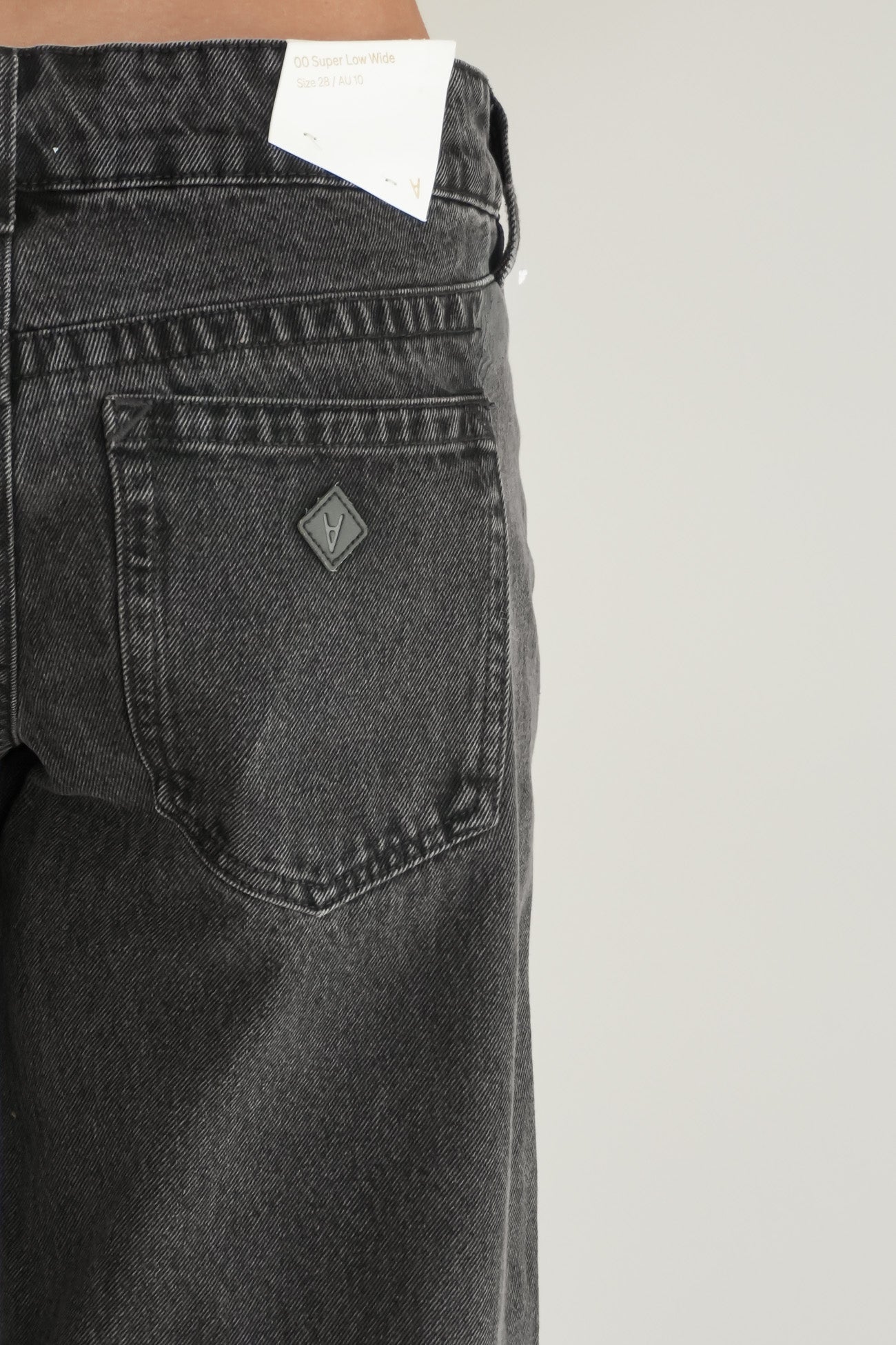 A 00 Wide Jean Heidi RCY