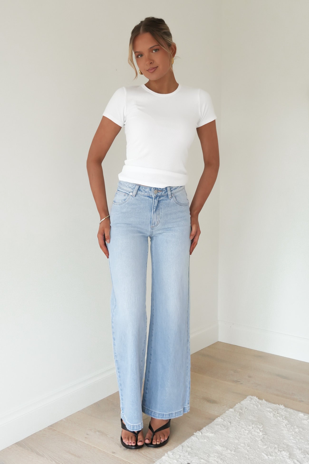 A 95 Mid & Wide Jean Lily