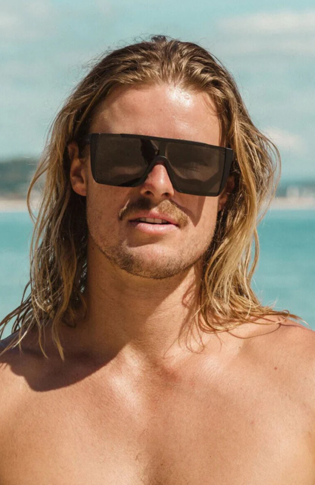 Equinox Matt Black // Grey Pol Lens