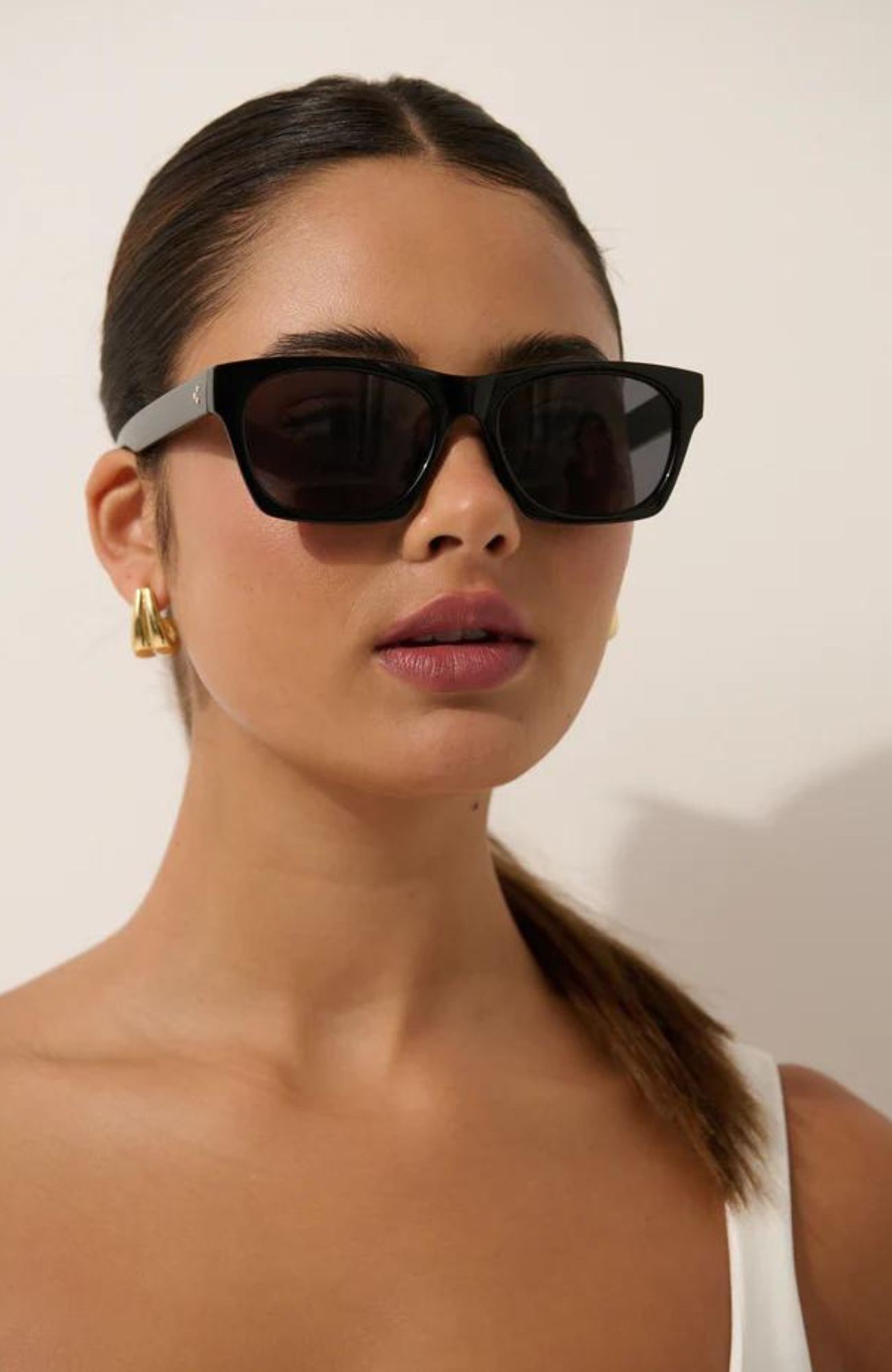Ria Sunglasses // Black