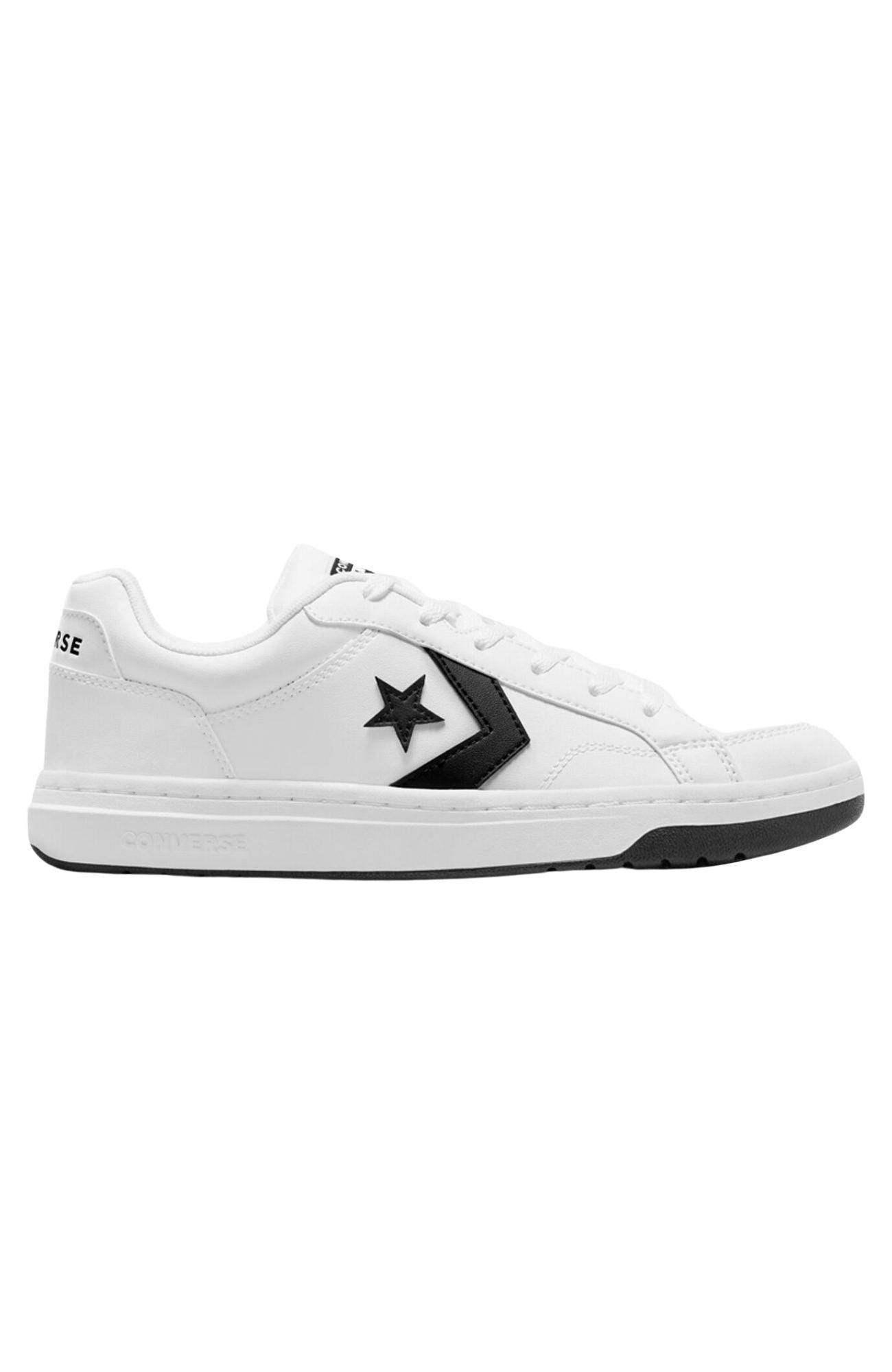 Pro Blaze V2 Foundation Low Top White Black