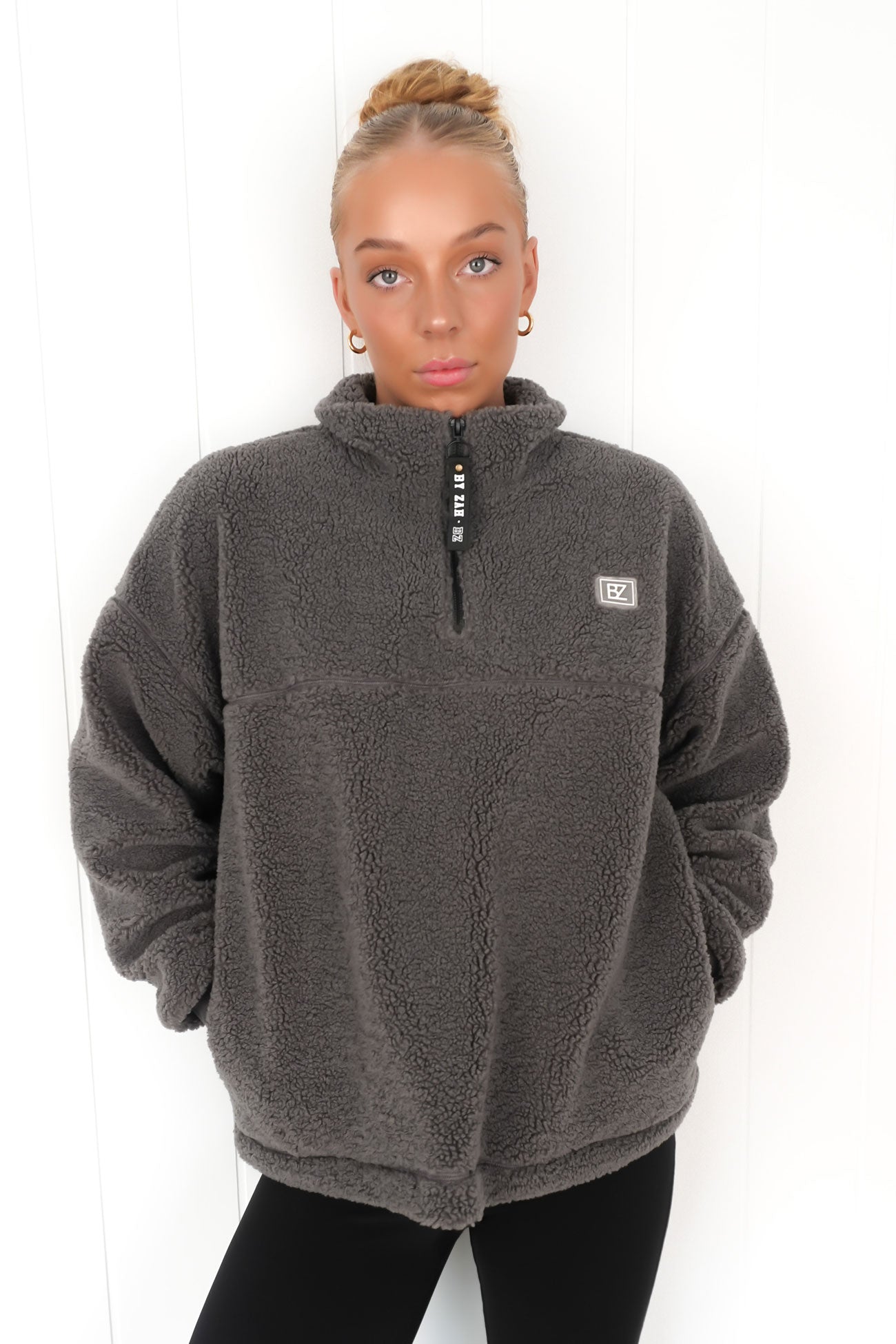 Ace-Quarter-Teddy-Charcoal-f99jpg