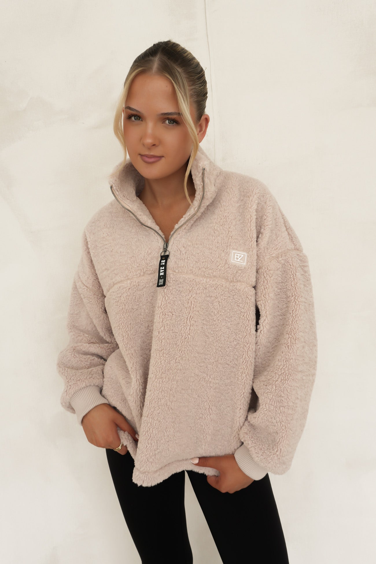 Ace Quarter Teddy Beige