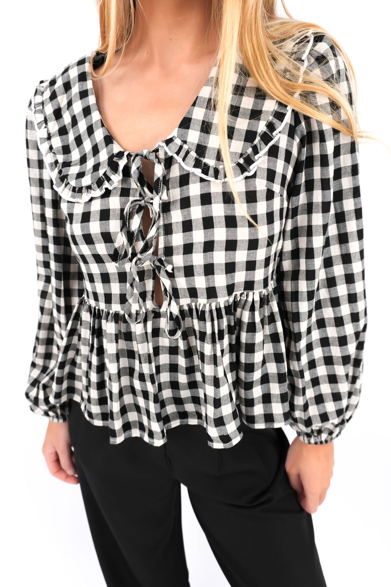 Aiya Top Black White Gingham