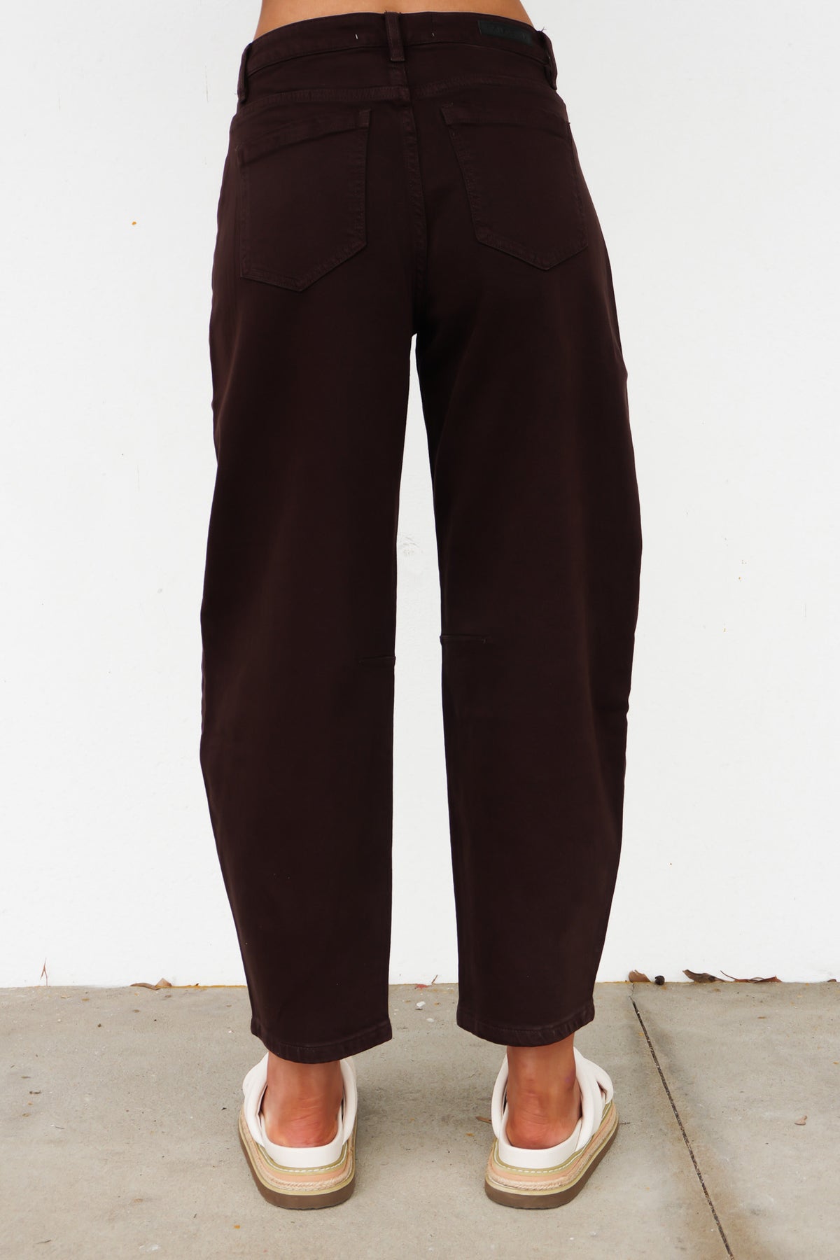 Atticus Barrel Jean Chocolate
