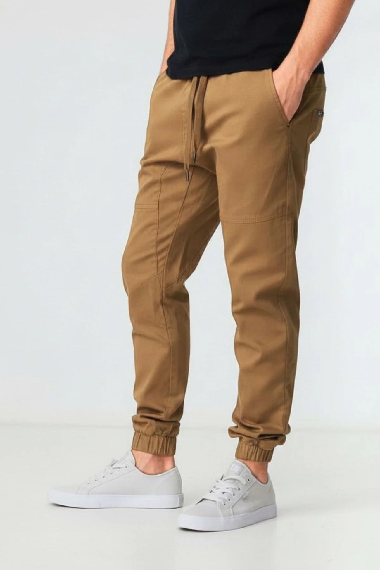 James Jogger Pant Tobacco