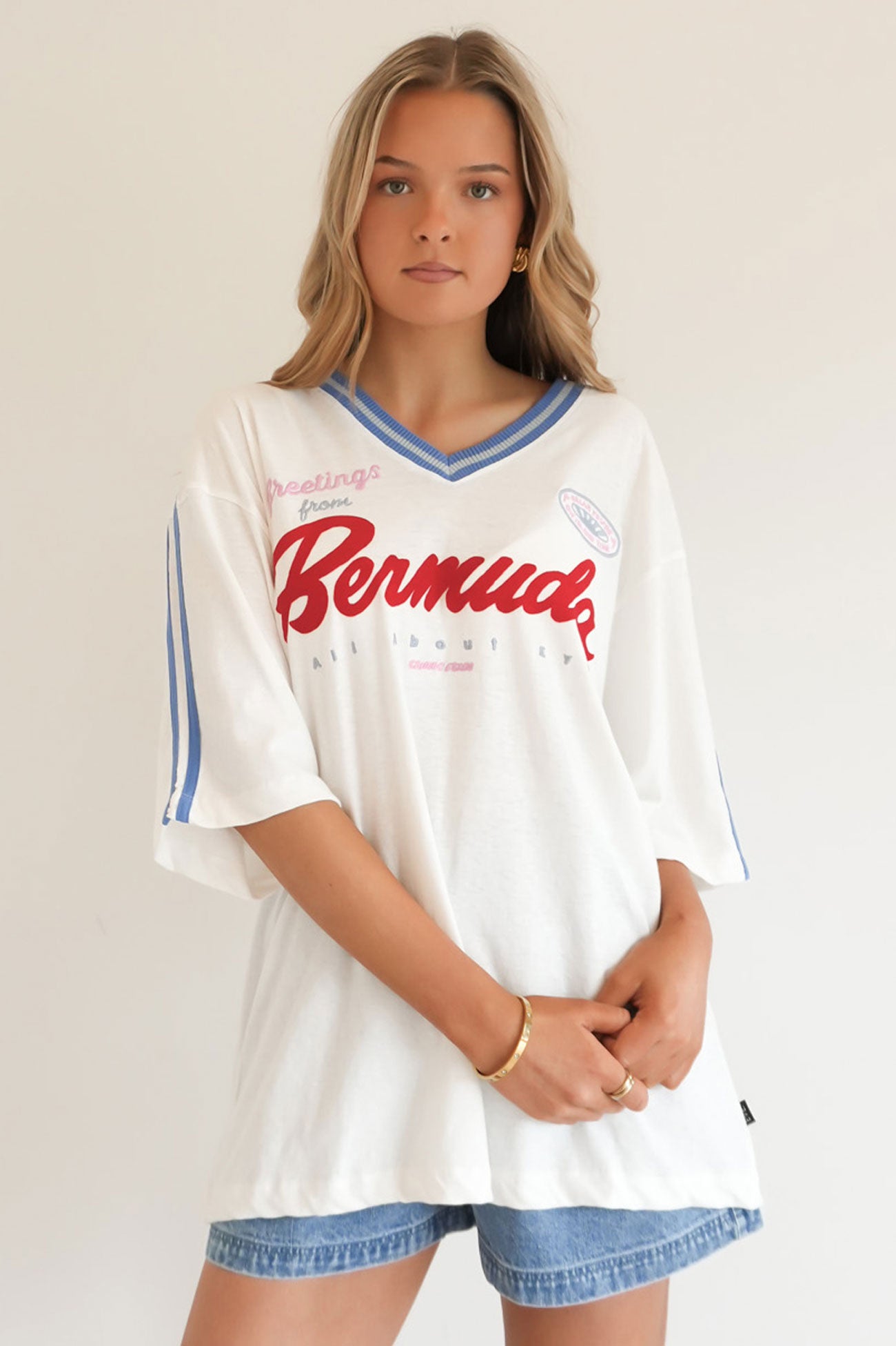 Bermuda Oversized V-Neck Tee Vintage White