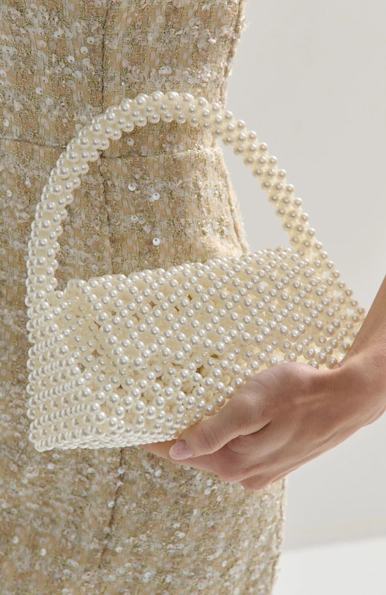 Camilia Pearl Clutch White 2