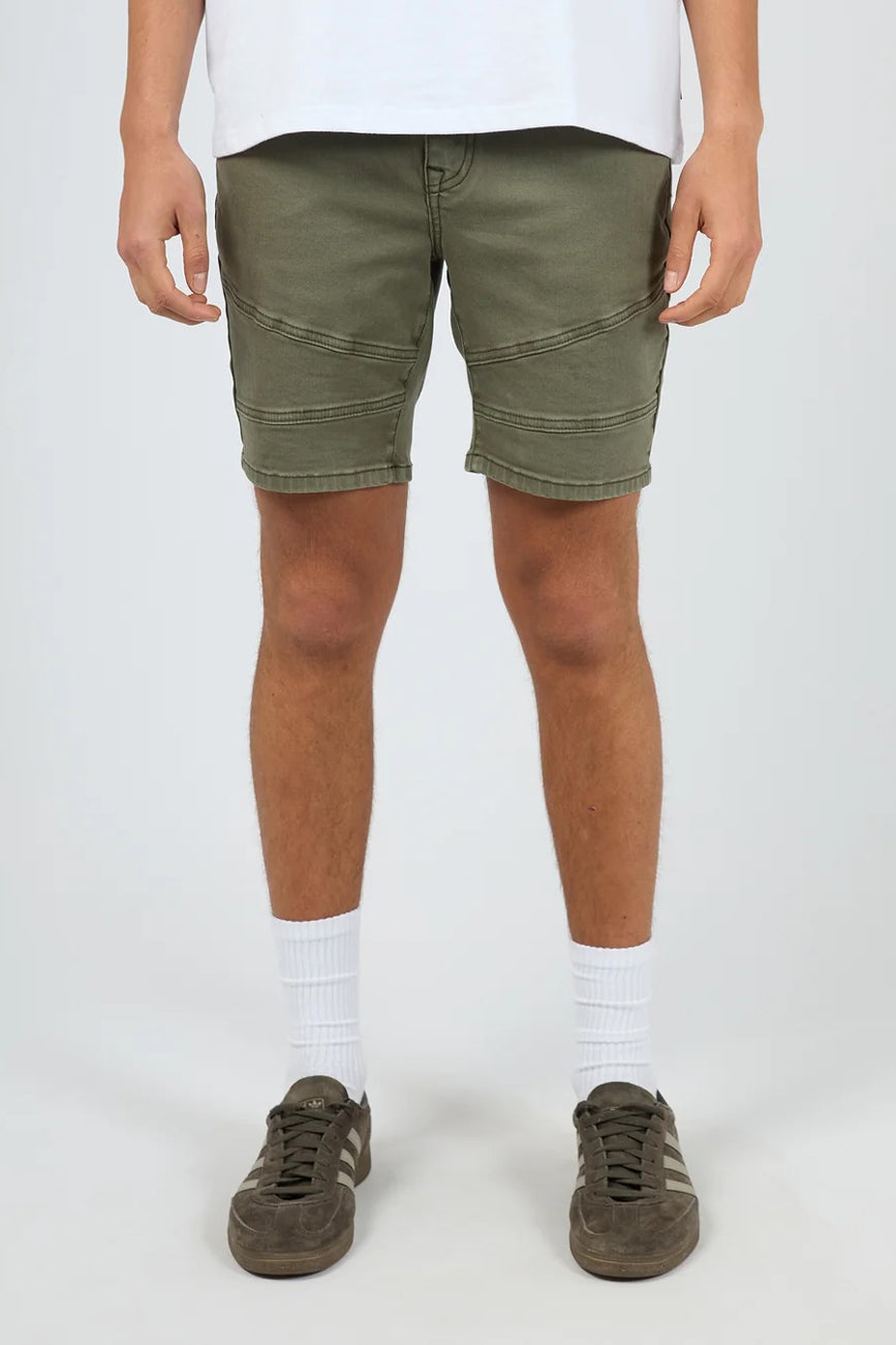 Challenger Short Khaki