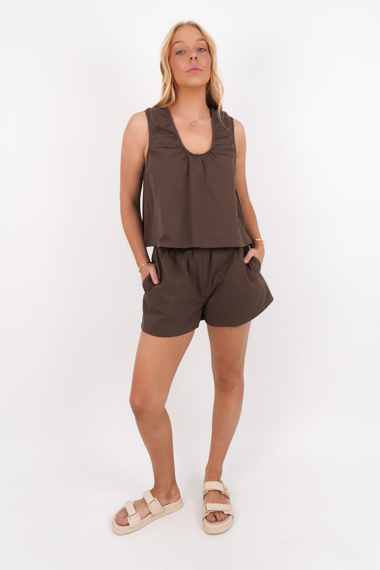 Madoc Short Chocolate