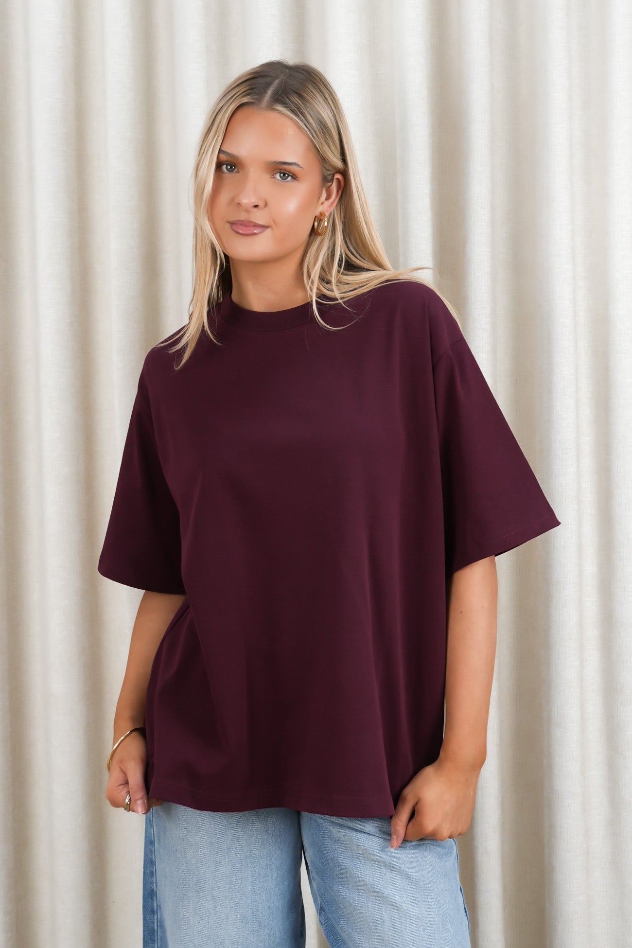 Core Oversized Tee Cherry