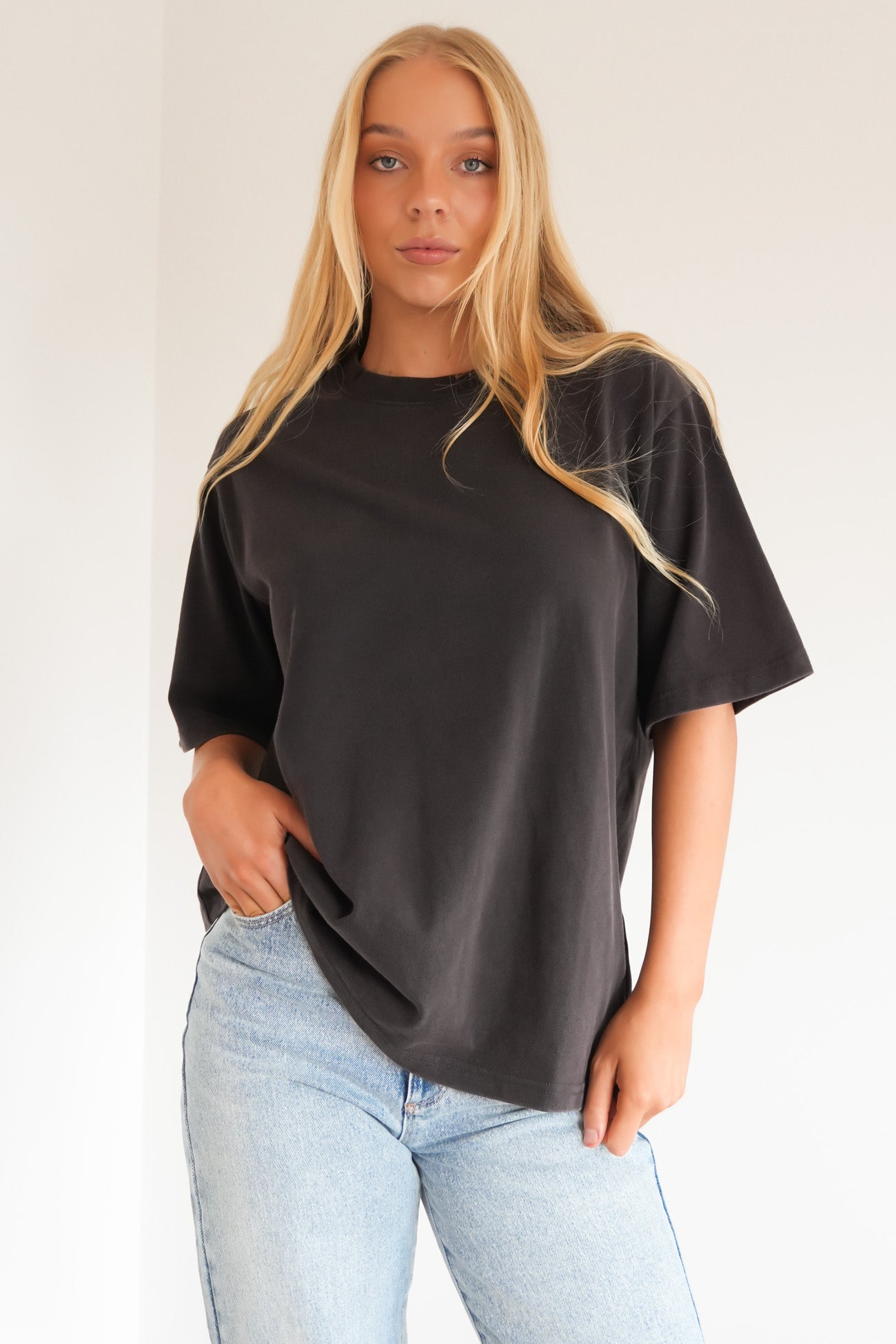 Core Oversized Tee Washed Black