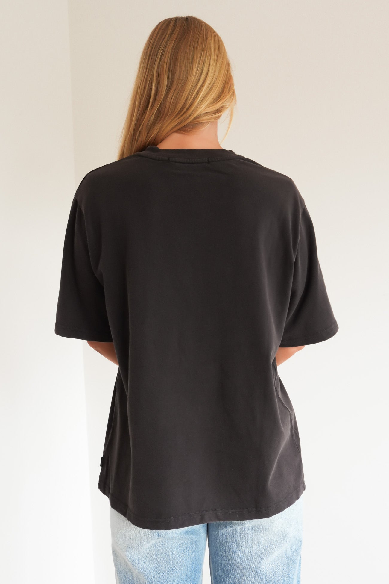 Core Oversized Tee Washed Black