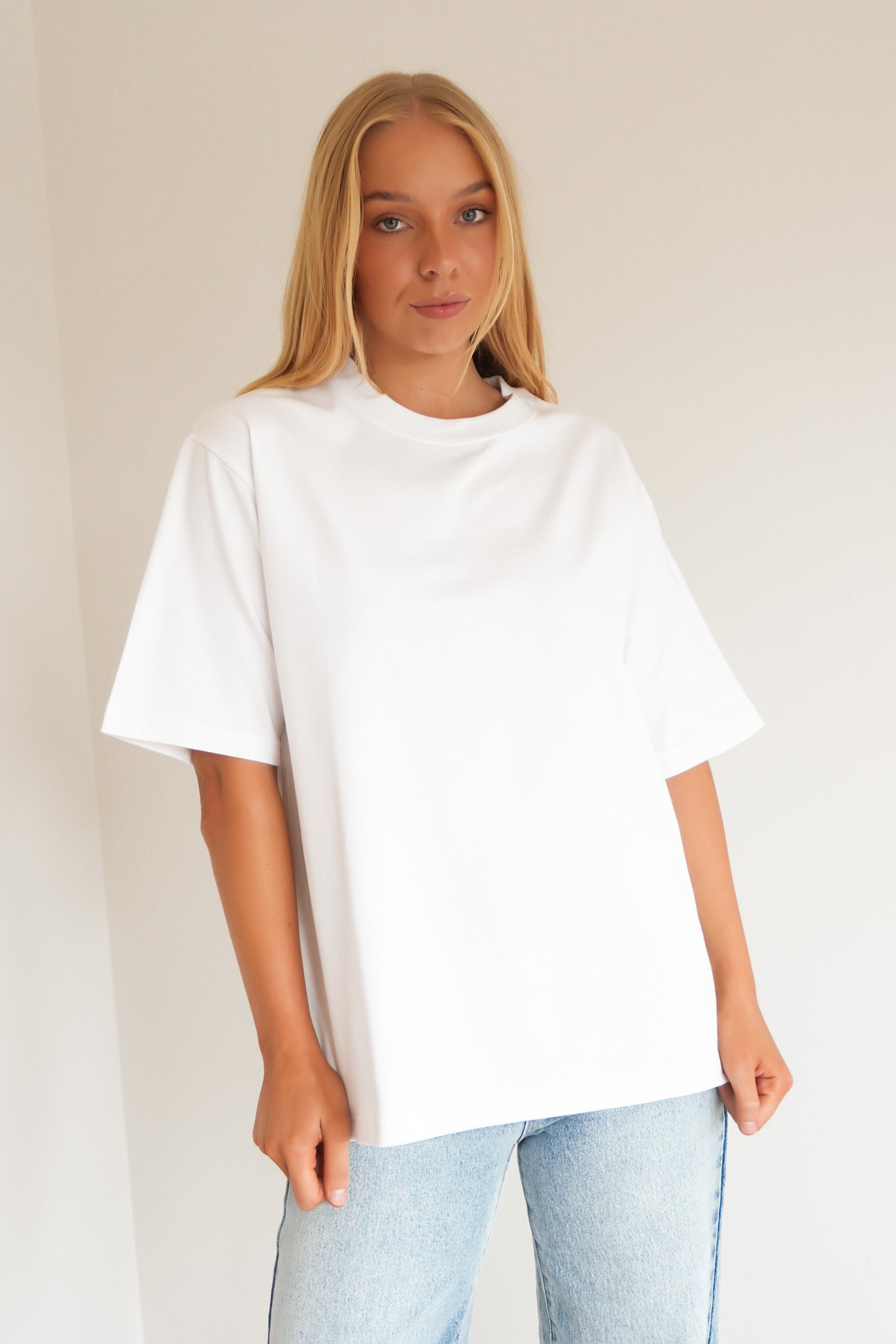 Core Oversized Tee White