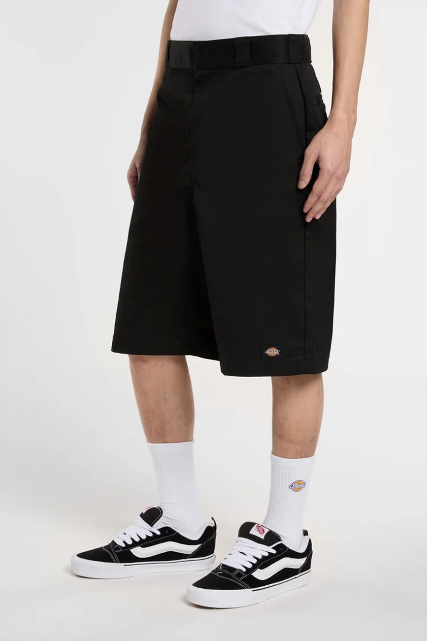 42283 Loose 13" Multi Pocket Short Black
