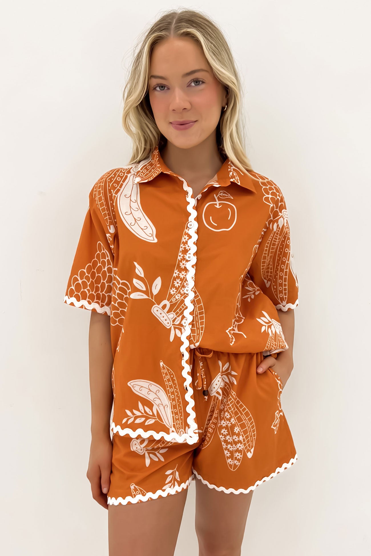 Dallas Set Rust White Riviera