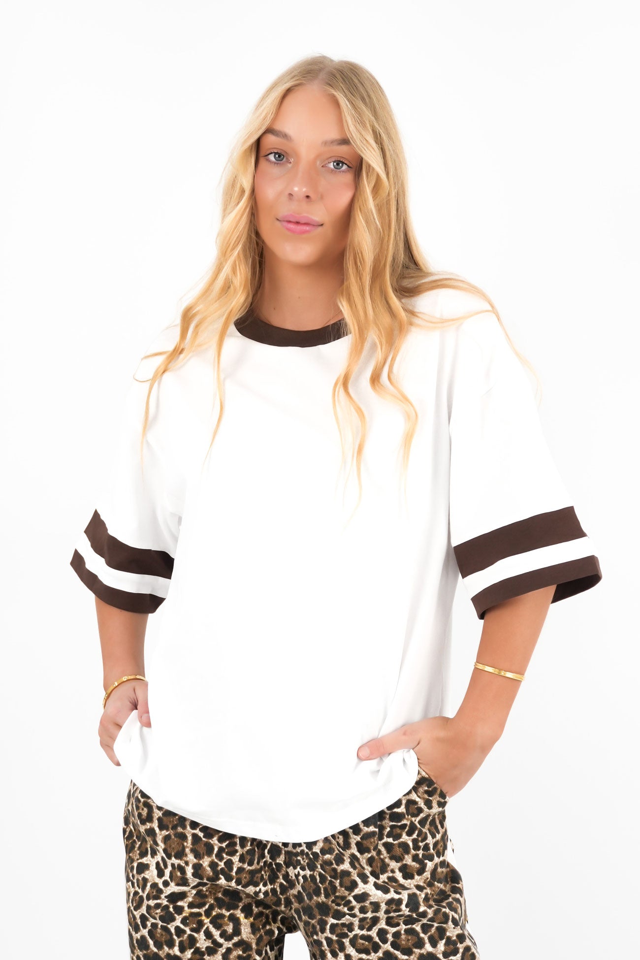 Della Tee White Brown