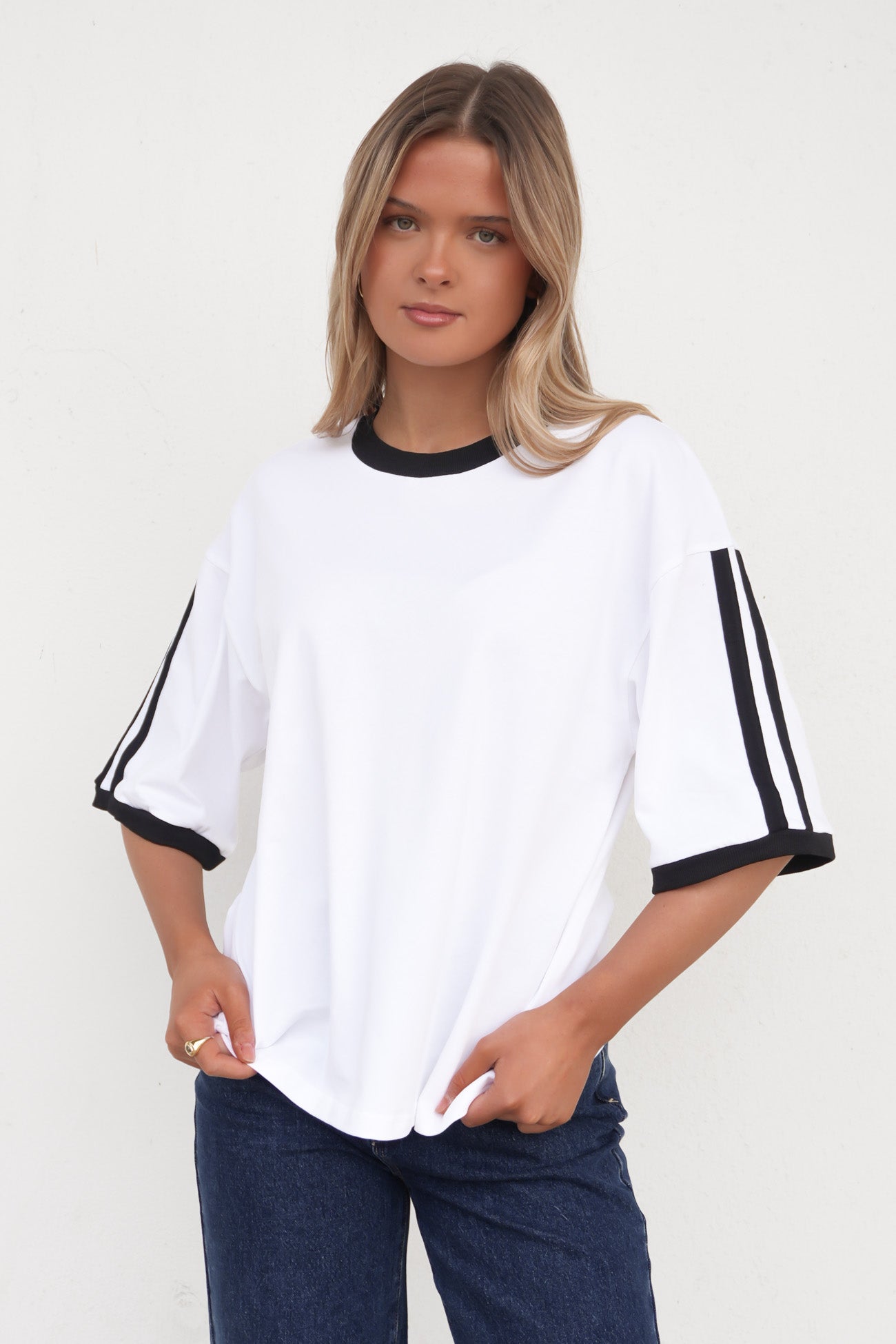 Ella Tee White Black